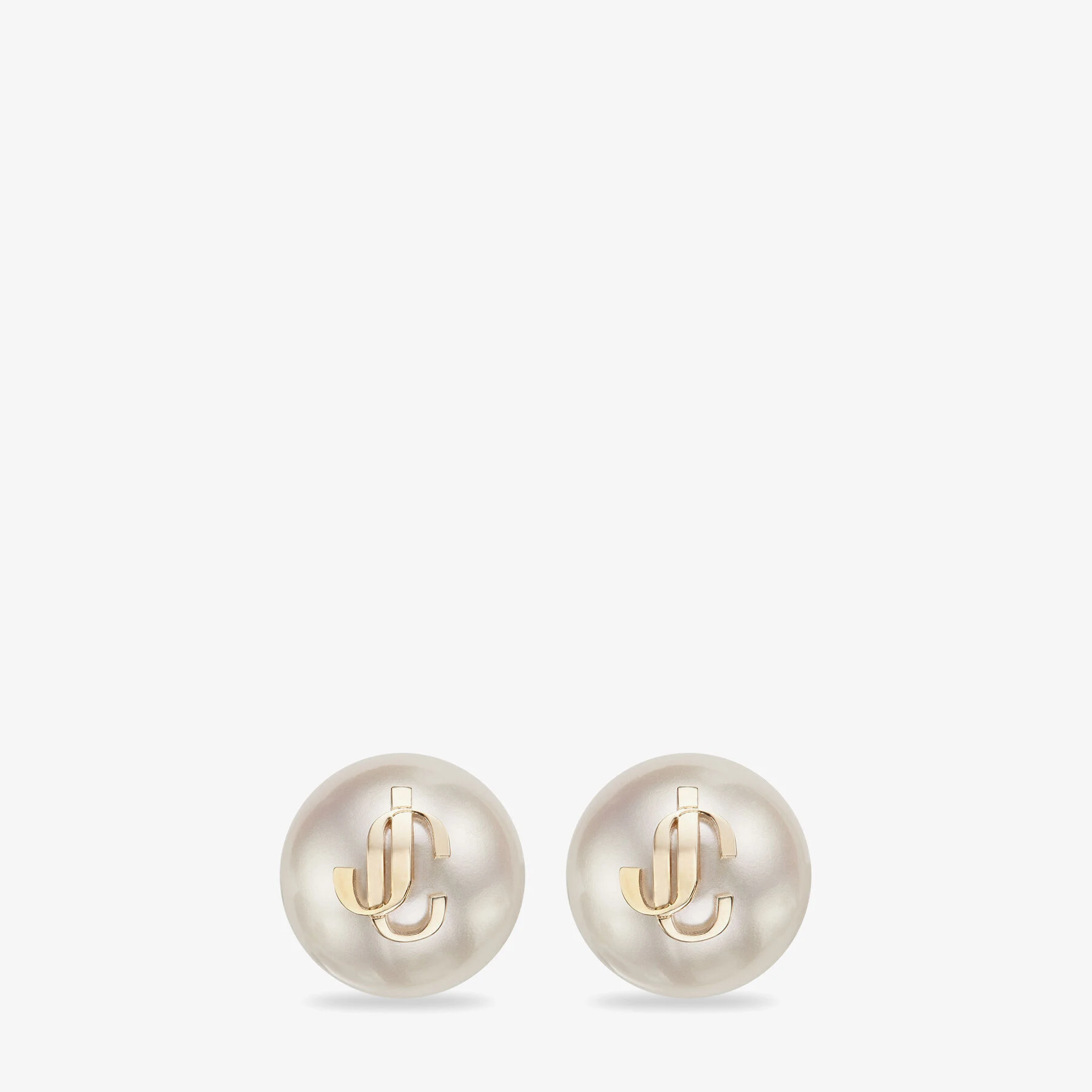JC Pearl Studs